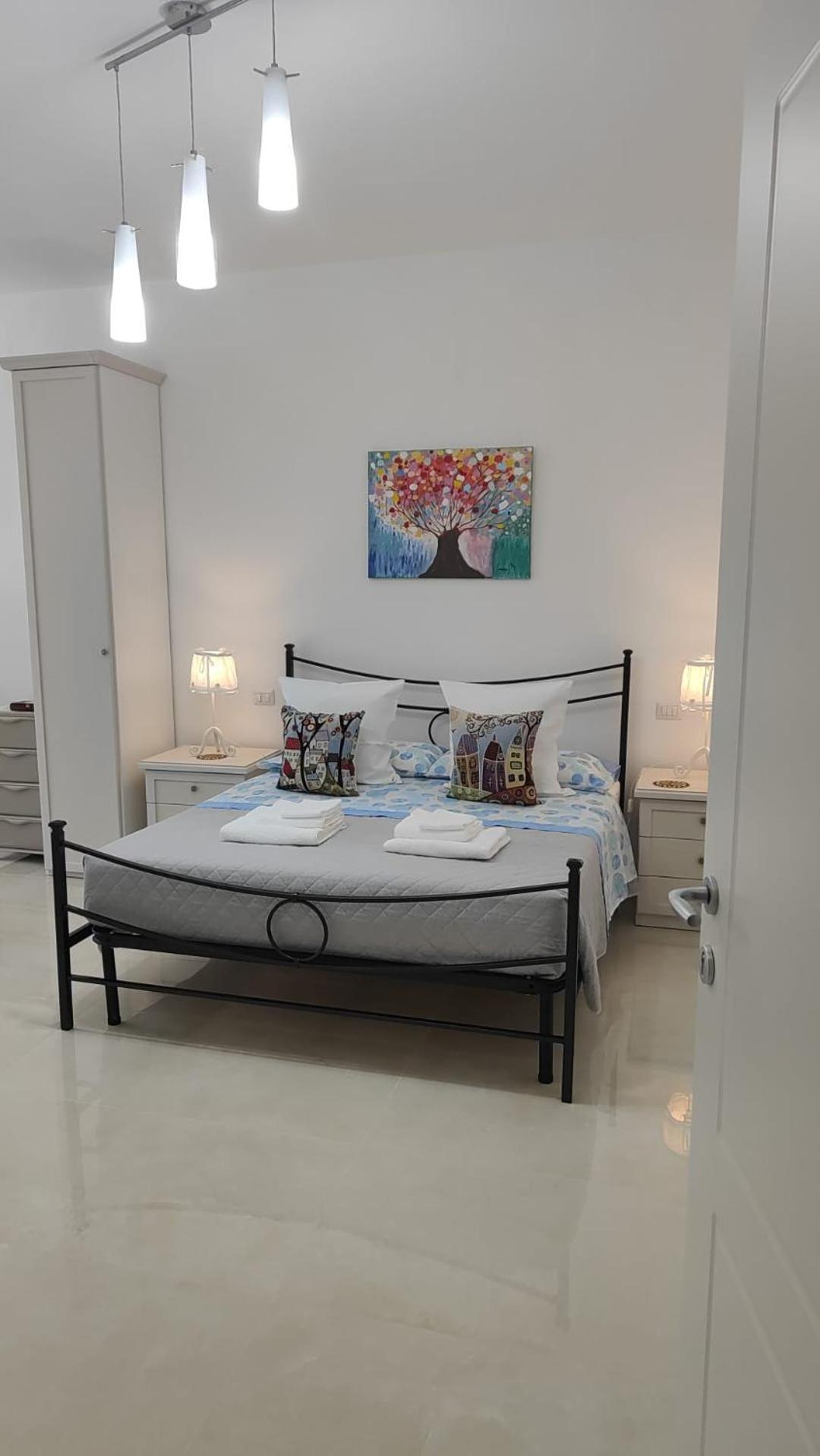 Casa Low Cost Tuglie Luaran gambar